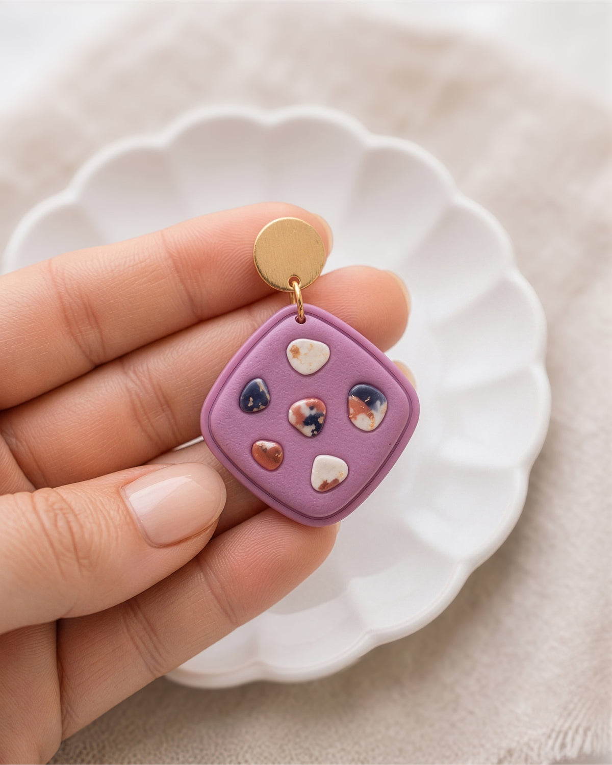 Abstract Dot & Chip Imprint Clay Cutter Set – Hand Scale