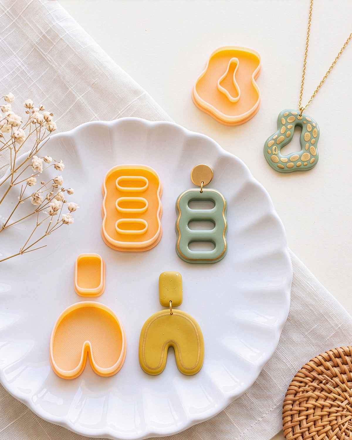 Organic & Arch Clay Cutter Set – Lifestyle