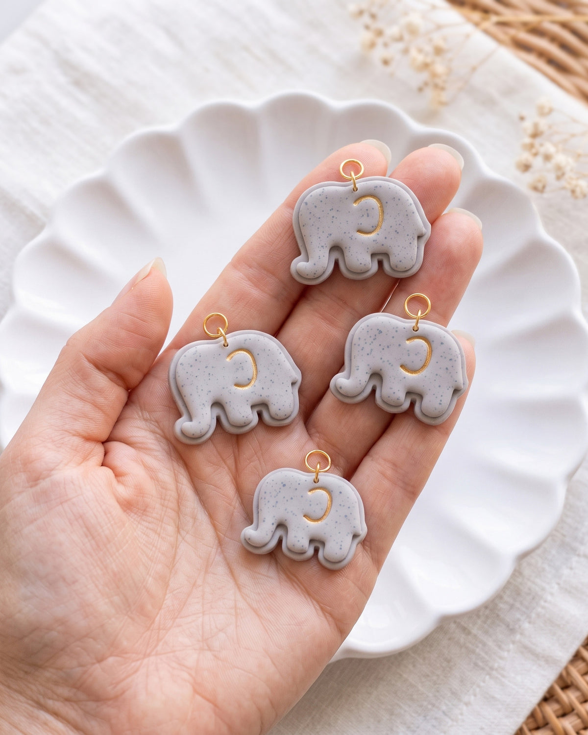 Mini Baby Elephant Clay Cutter – Hand Scale