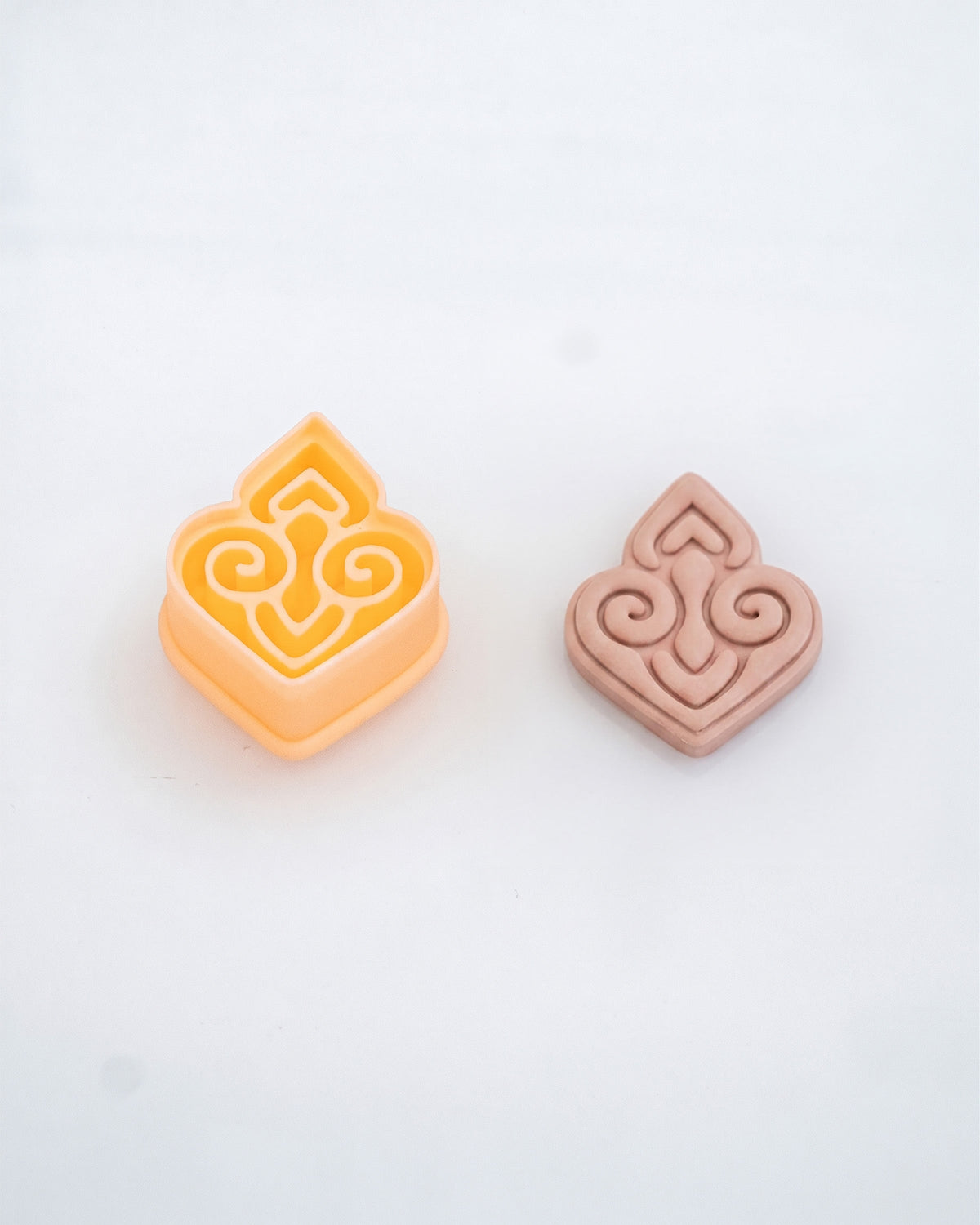 Boho Floral Imprint Clay Cutter Set – Process