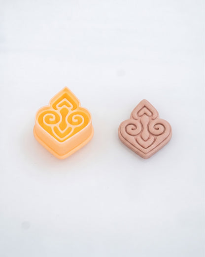 Boho Floral Imprint Clay Cutter Set – Process