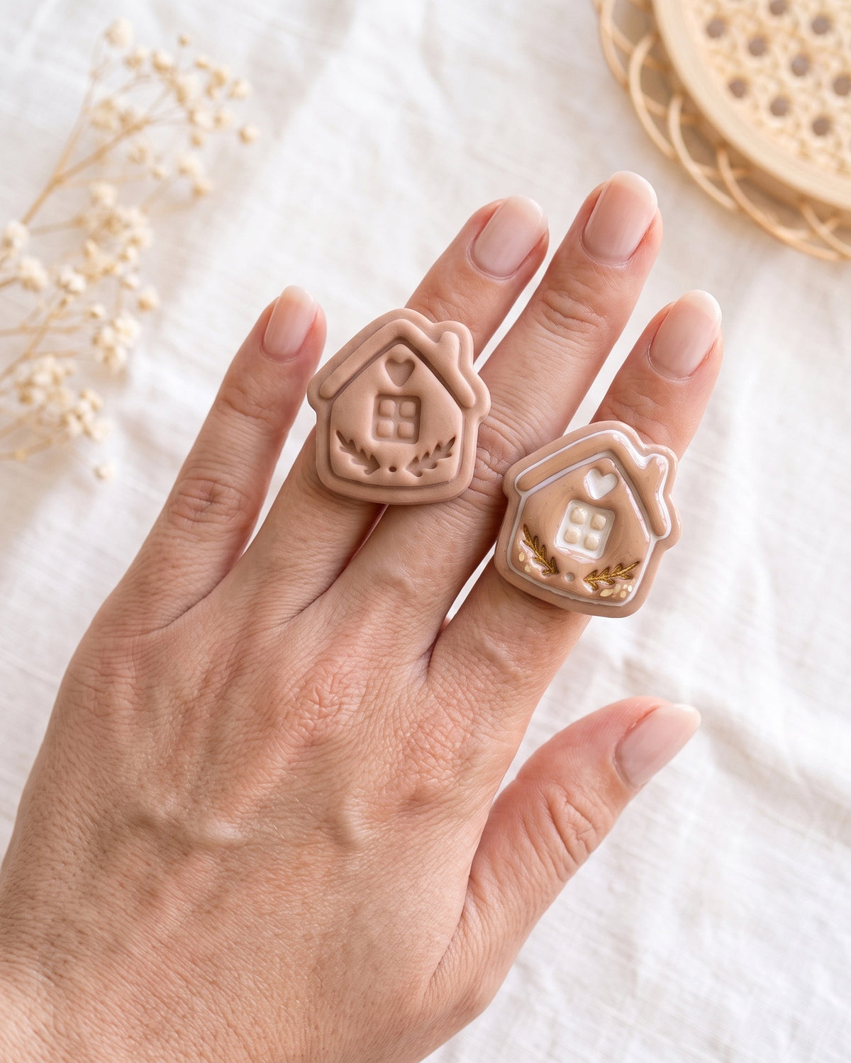 Cozy Cottage Nordic Folk Imprint Clay Cutter – Hand Scale