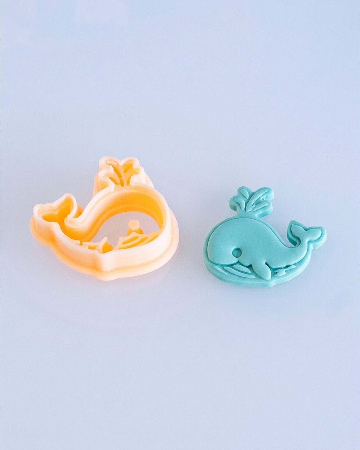 Cartoon Whale Imprint Clay Cutter – Process