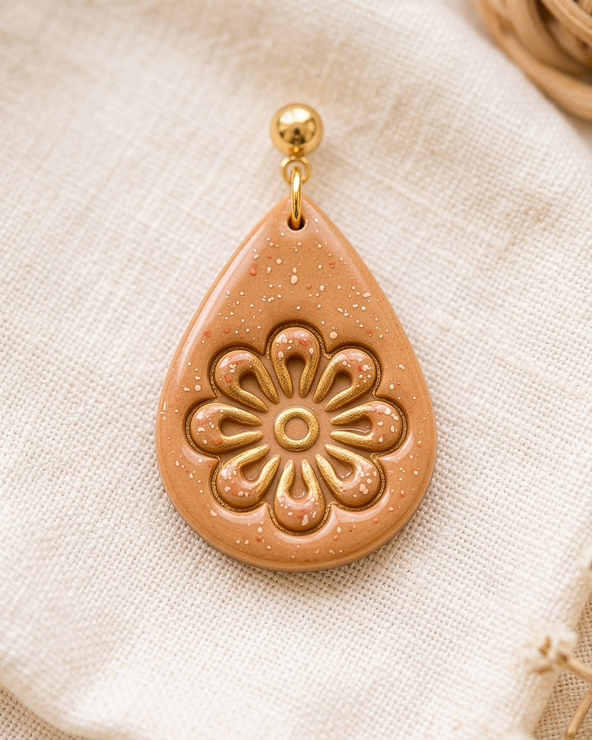 Daisy Drop Floral Imprint Clay Cutter Set – Detail