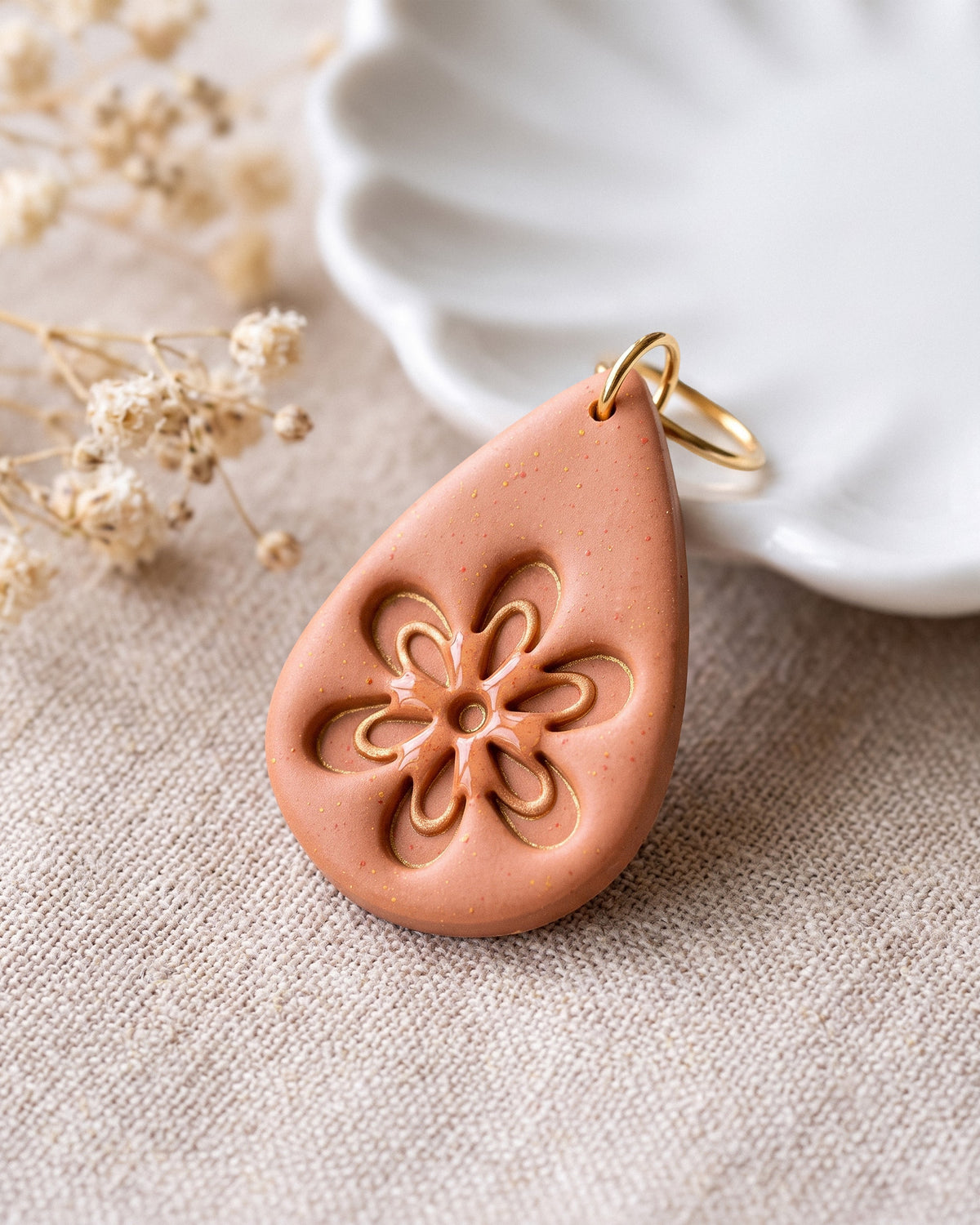 Daisy Drop Floral Imprint Clay Cutter Set – Detail
