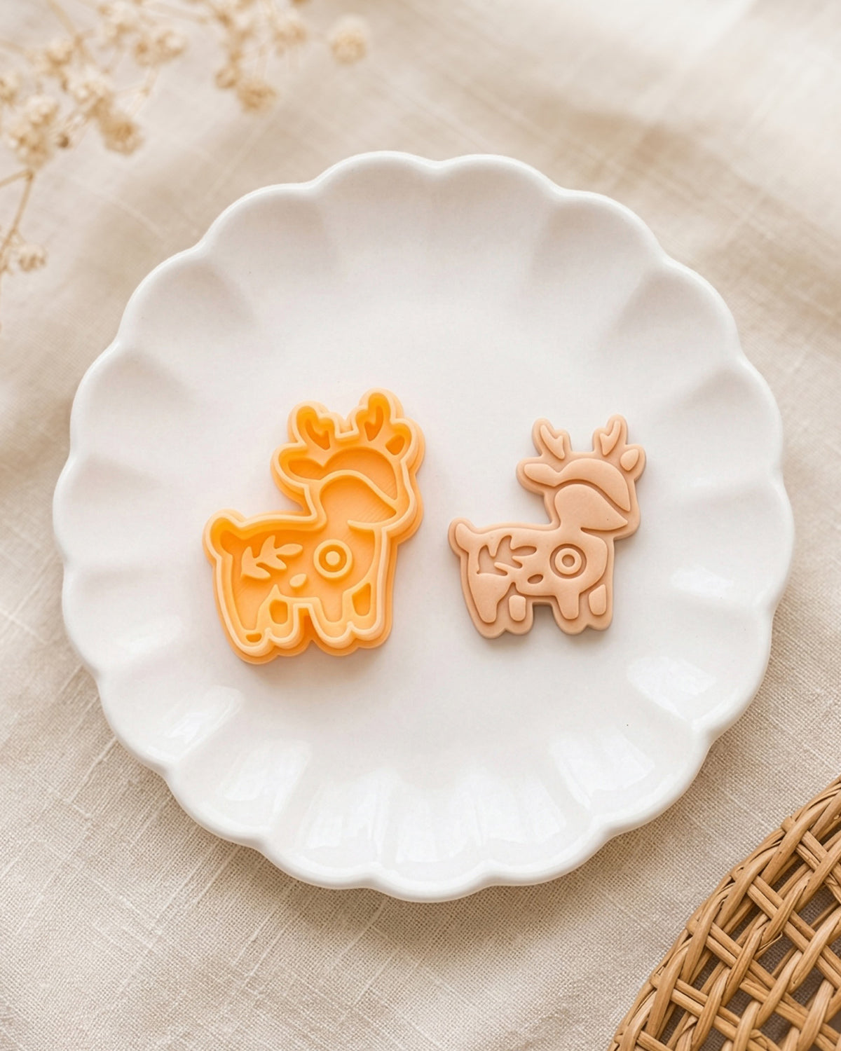 Woodland Deer Imprint Clay Cutter – Cutter to Result