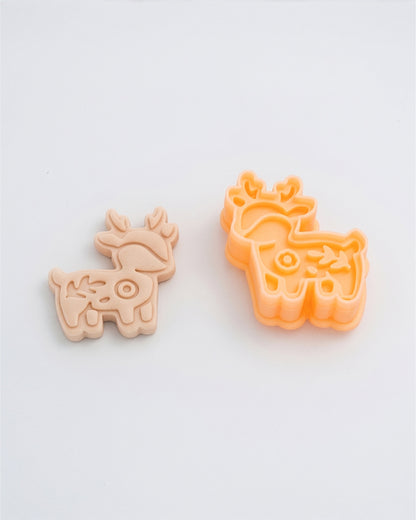 Woodland Deer Imprint Clay Cutter – Detail