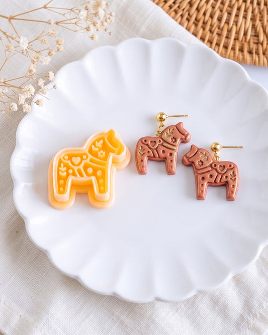 Scandi Dala Horse Imprint Clay Cutter – Hero