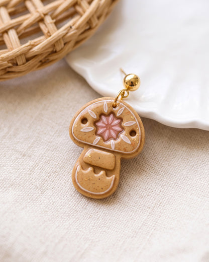 Scandi Folk Daisy Mushroom Imprint Clay Cutter – Detail