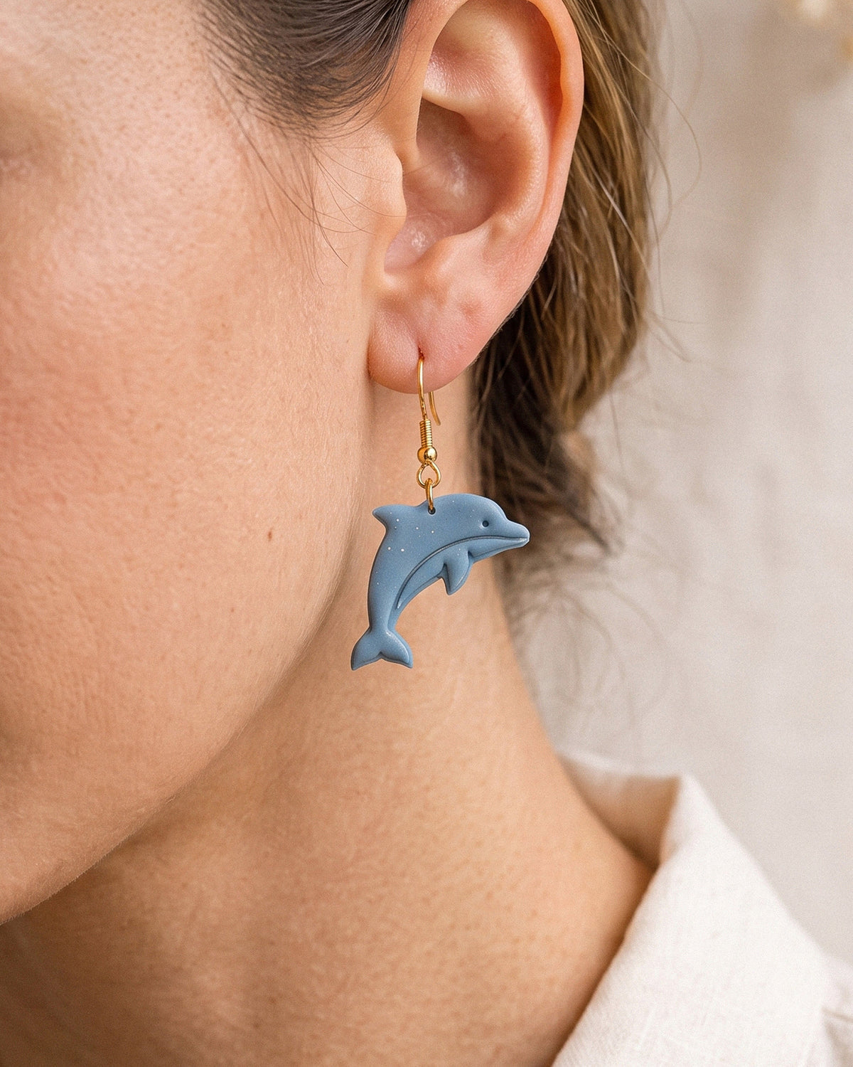 Dolphin Imprint Clay Cutter – Wear Shot
