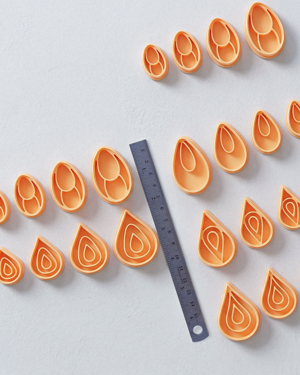 Minimal Drop Imprint Clay Cutter Set – Size Reference