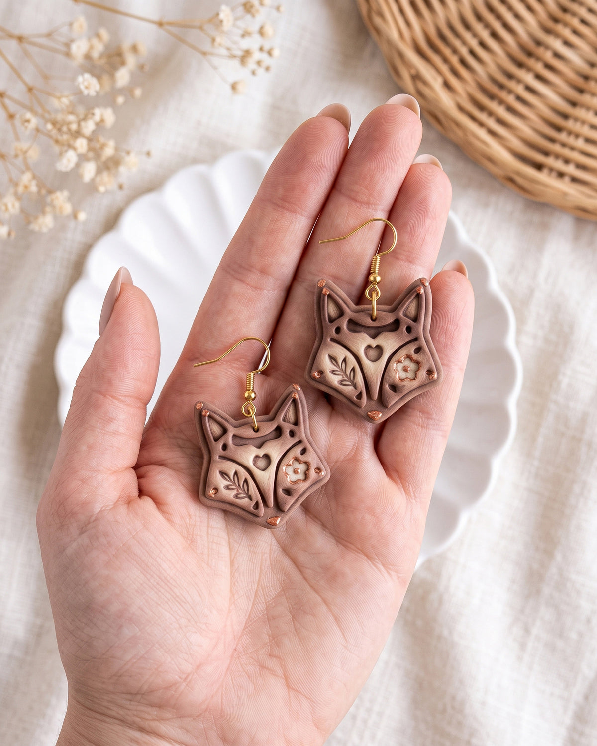 Scandi Folk Fox Head Imprint Clay Cutter – Hand Scale