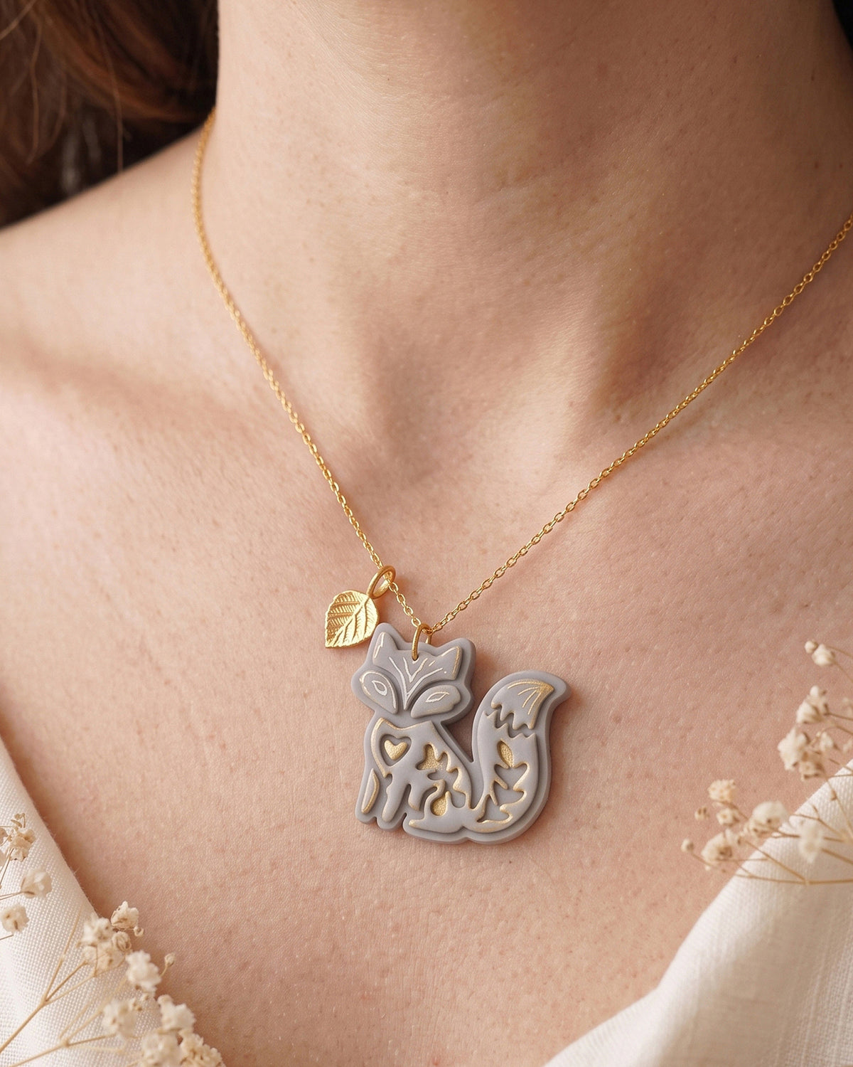 Woodland Fox Imprint Clay Cutter – Wear Shot