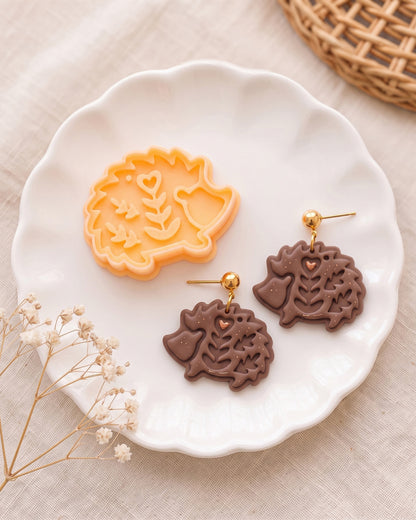 Scandi Folk Hedgehog Imprint Clay Cutter – Process