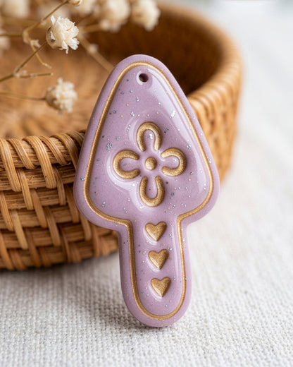 Scandi Folk Heart Mushroom Imprint Clay Cutter – Detail