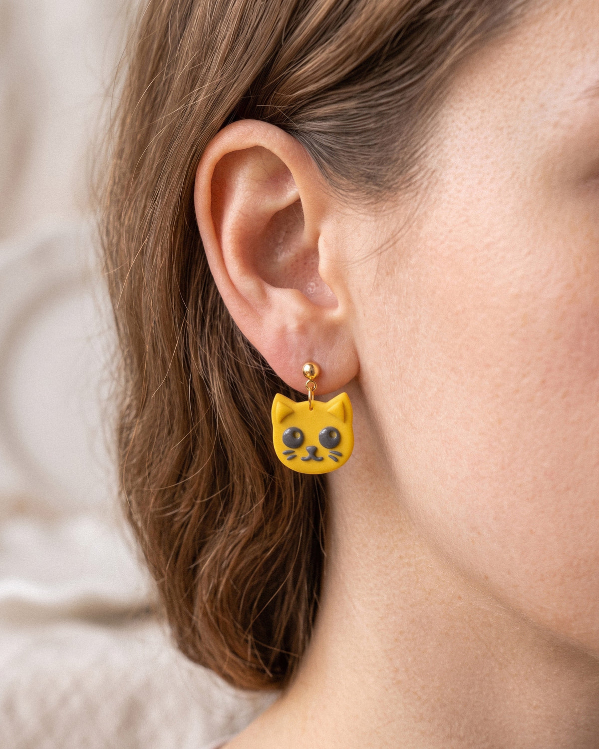 Kitty Face Imprint Clay Cutter – Wear Shot