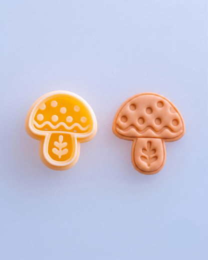 Scandi Folk Leaf Mushroom Imprint Clay Cutter – Process