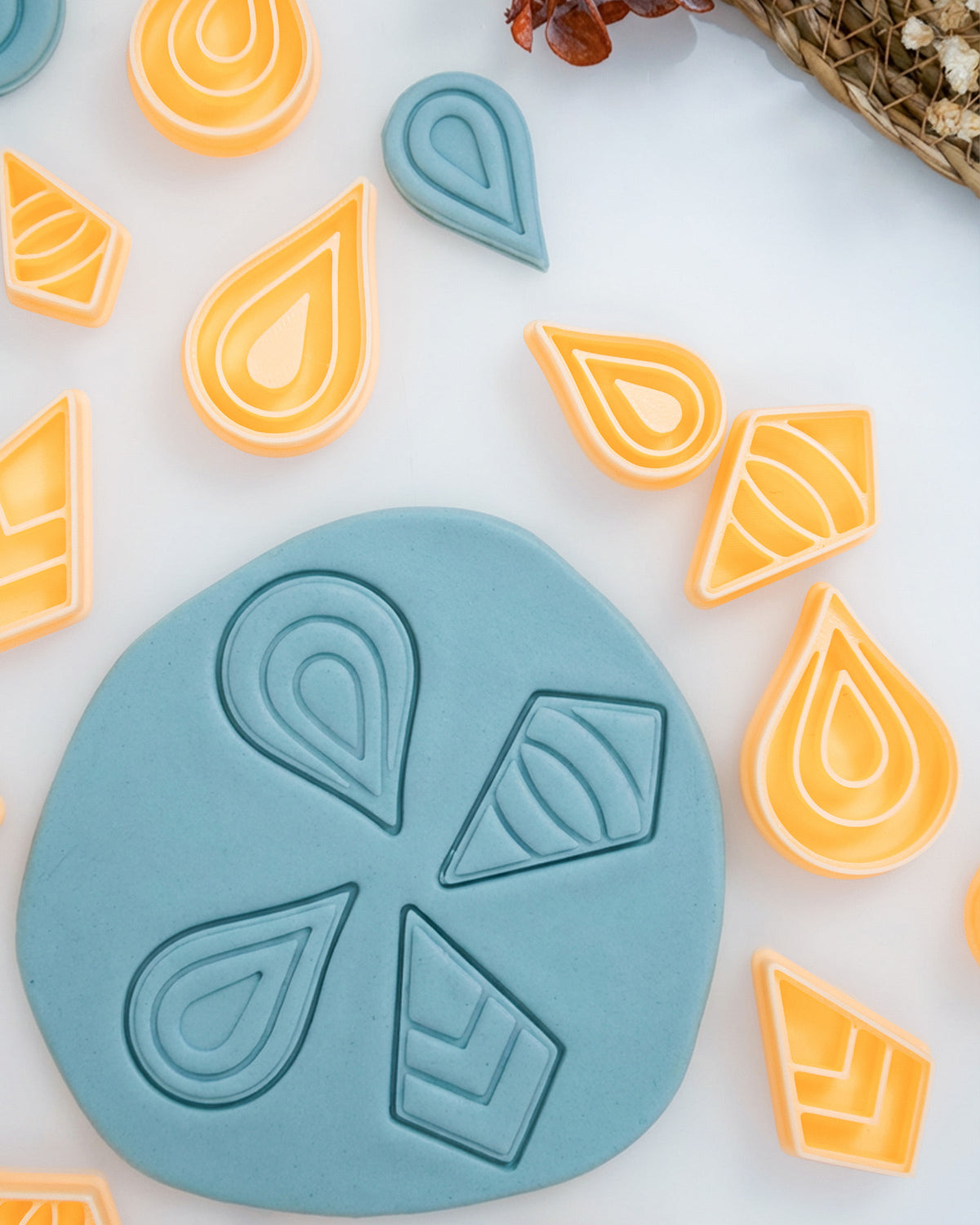 Layered Teardrop Imprint Clay Cutter Set – Lifestyle