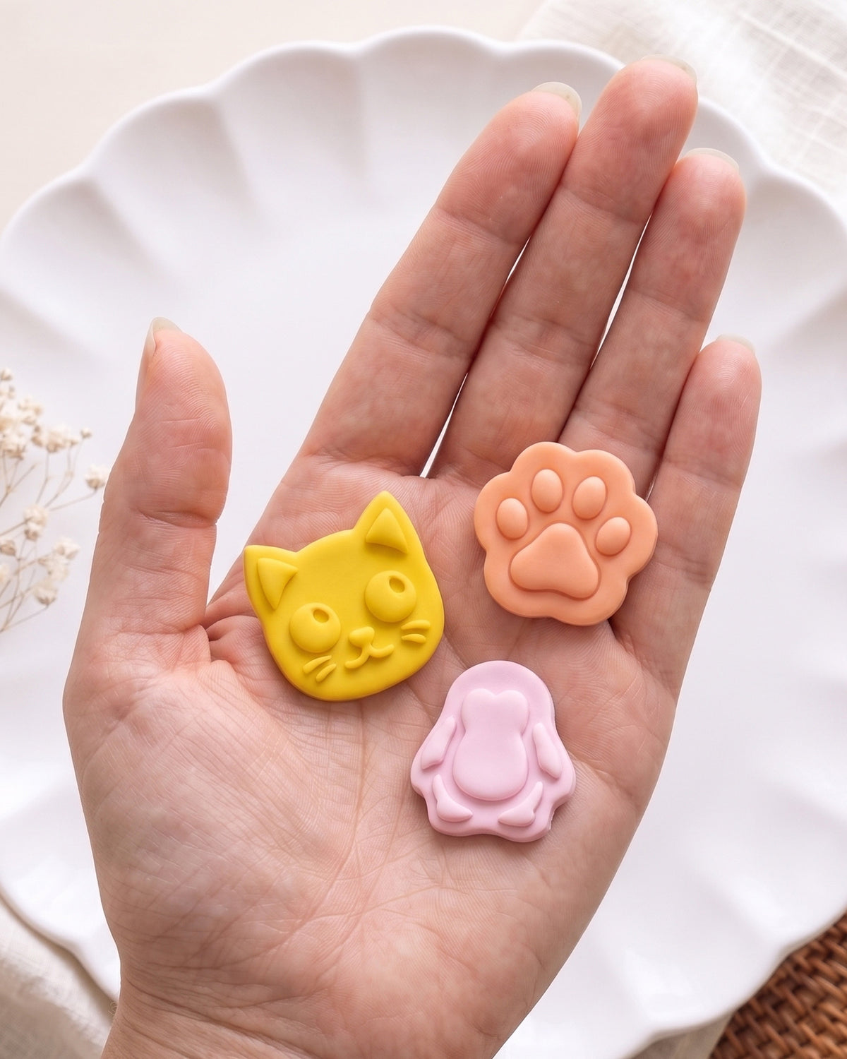Mini Animal Clay Cutter Set – Hand Scale