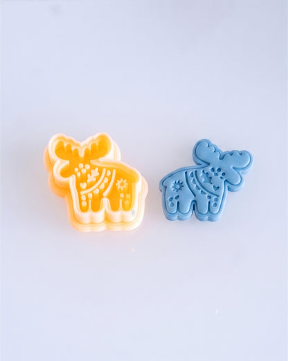 Scandi Folk Moose Imprint Clay Cutter – Cutter to Result