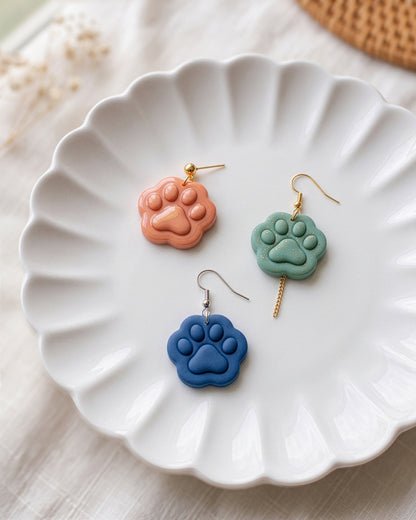 Mini Paw Print Imprint Clay Cutter – Lifestyle