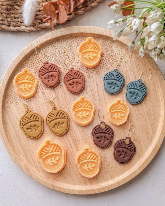 Oak Acorn Imprint Clay Cutter – Hero