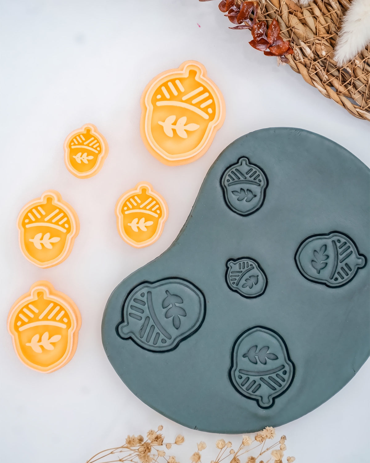 Oak Acorn Imprint Clay Cutter – Process