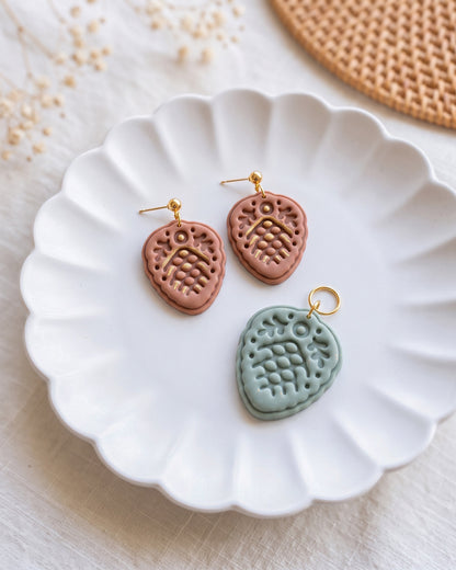 Scandi Folk Pine Cone Imprint Clay Cutter – Lifestyle
