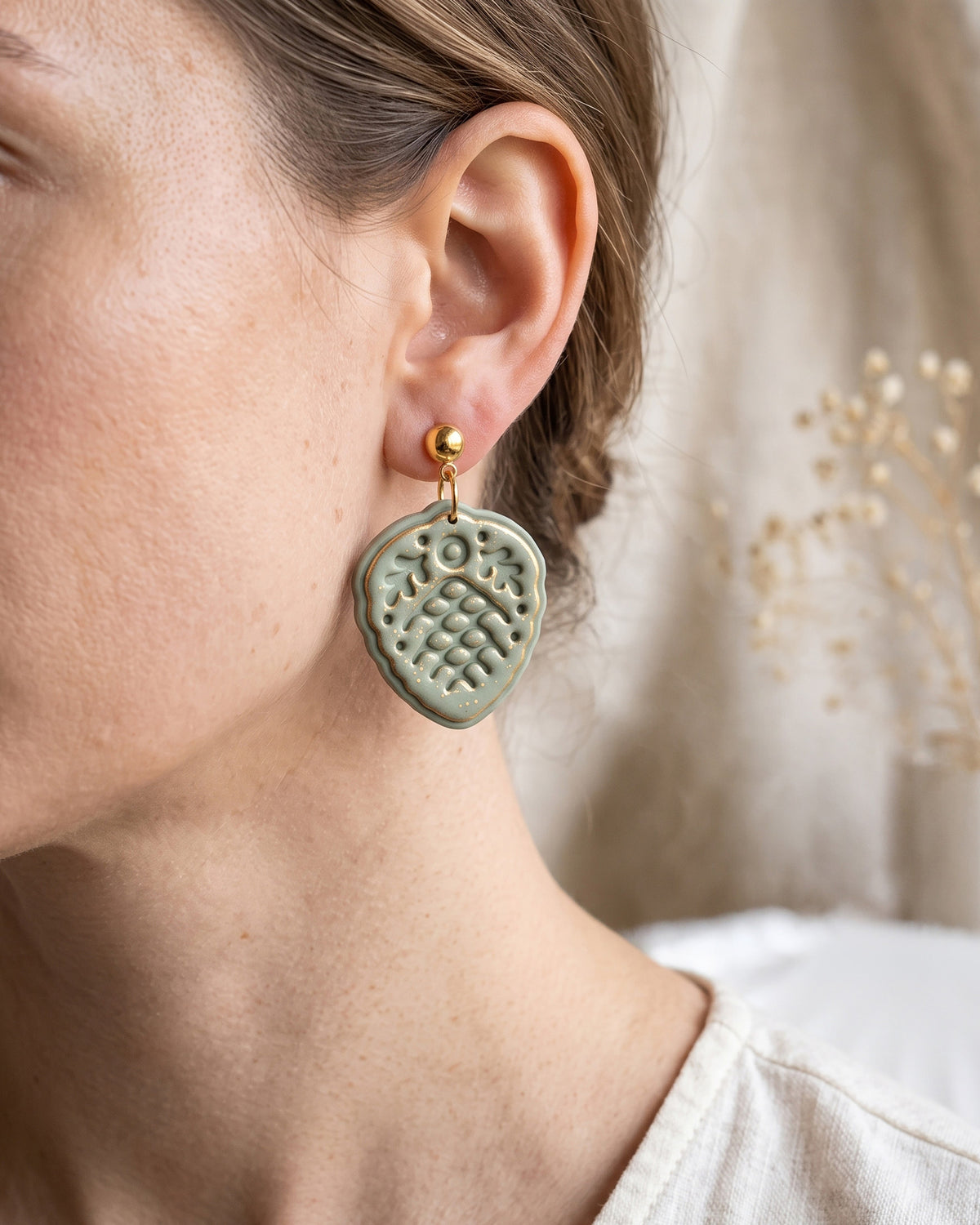 Scandi Folk Pine Cone Imprint Clay Cutter – Wear Shot