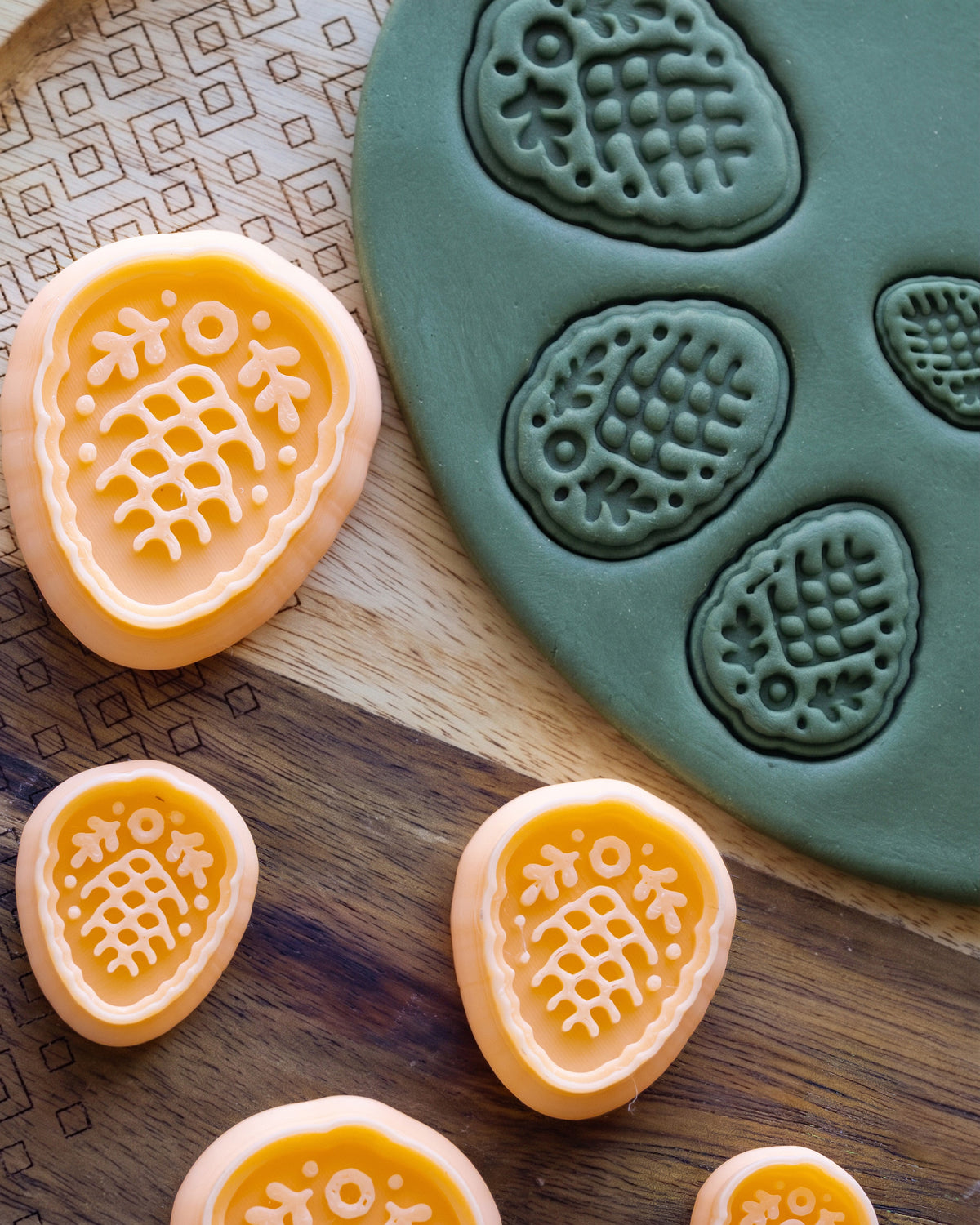 Scandi Folk Pine Cone Imprint Clay Cutter – Collection