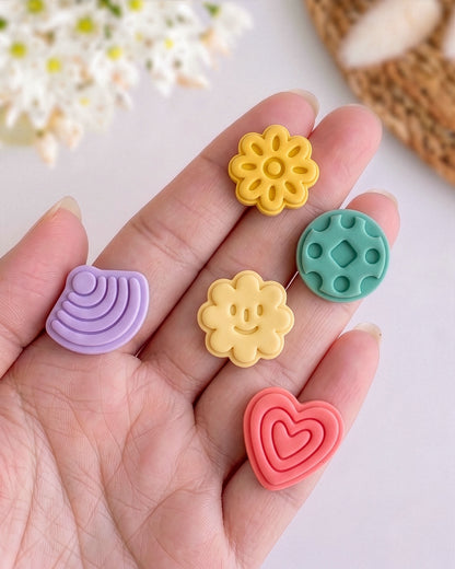 Retro Mini Clay Cutter Set – Process