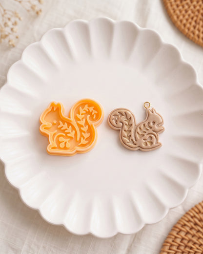 Nordic Squirrel Imprint Clay Cutter – Detail