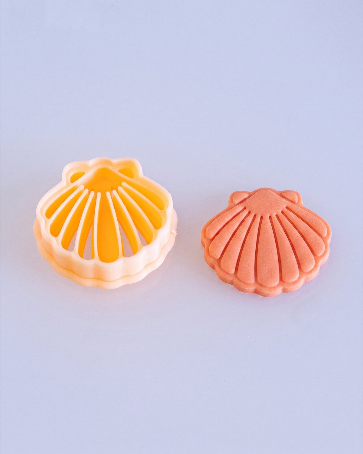Scallop Shell Imprint Clay Cutter – Process