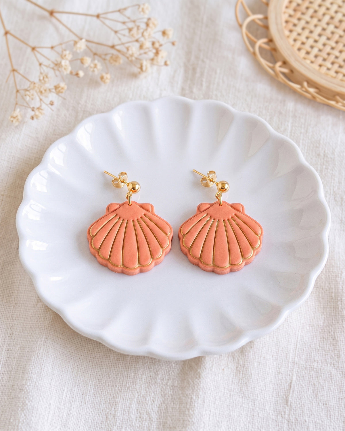 Scallop Shell Imprint Clay Cutter – Process