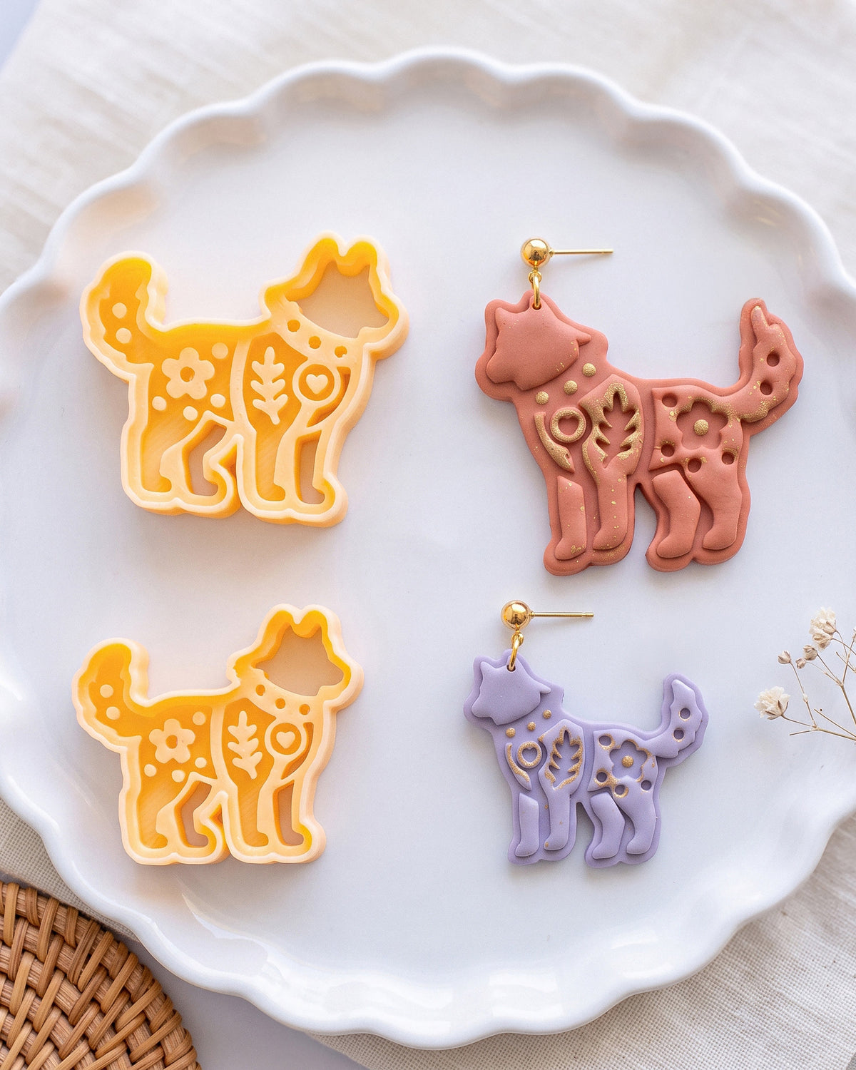 Scandi Folk Wolf Imprint Clay Cutter – Hero