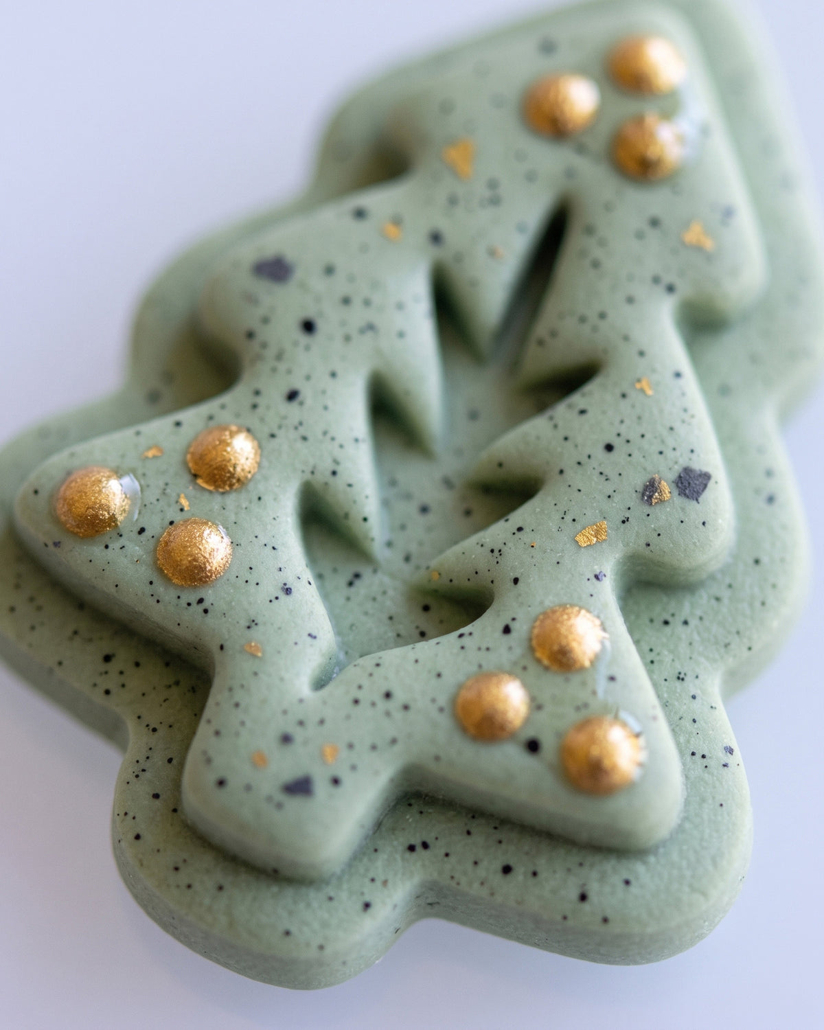 Nordic Folk Winter Pine Imprint Clay Cutter – Detail