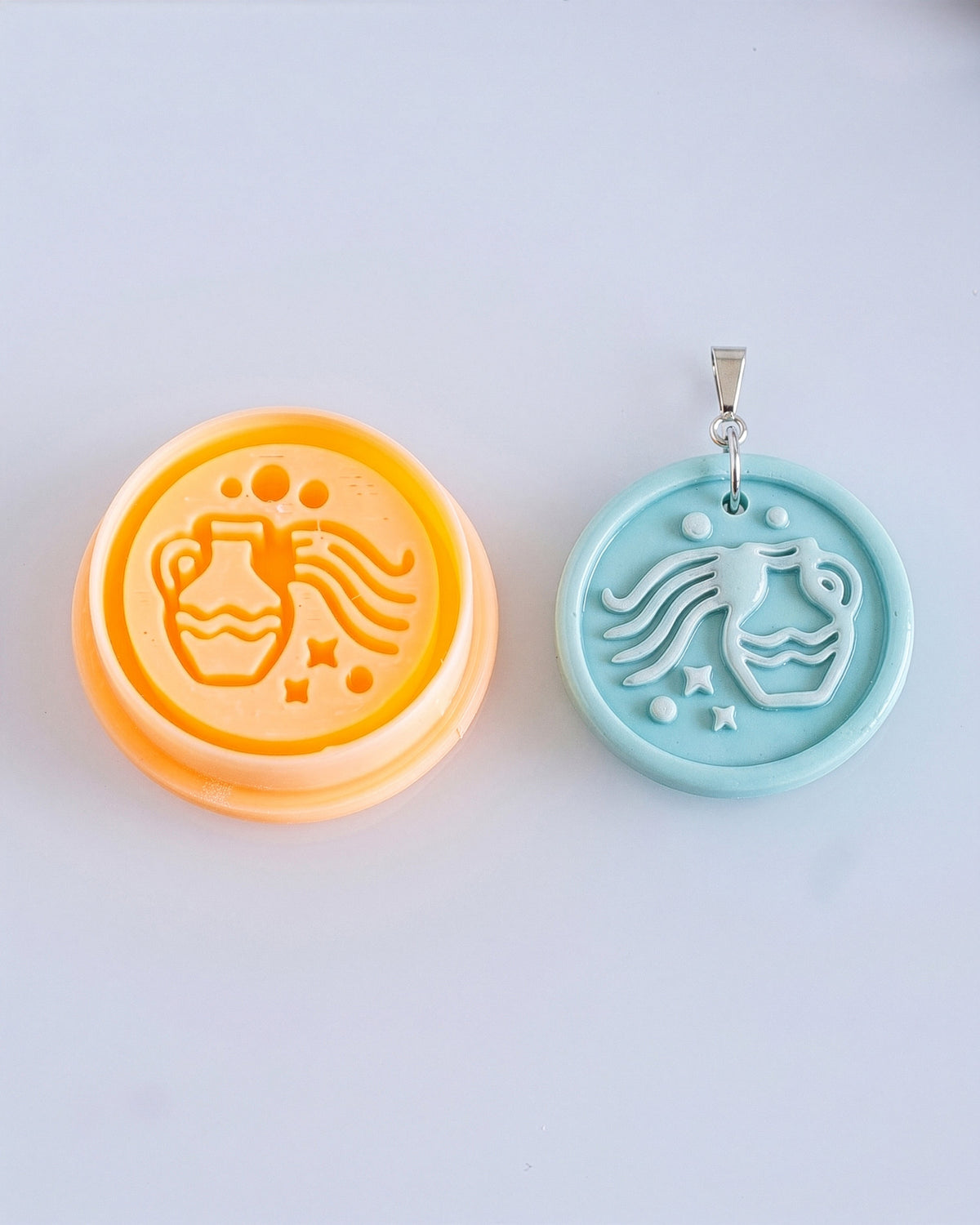 Aquarius Zodiac Imprint Clay Cutter – Process
