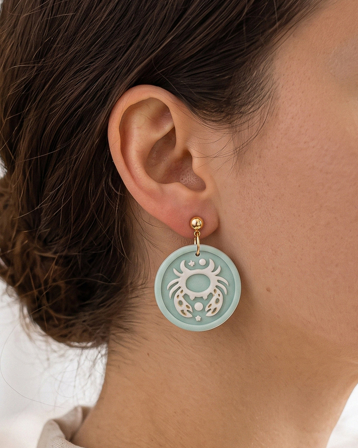 Cancer Zodiac Imprint Clay Cutter – Wear Shot