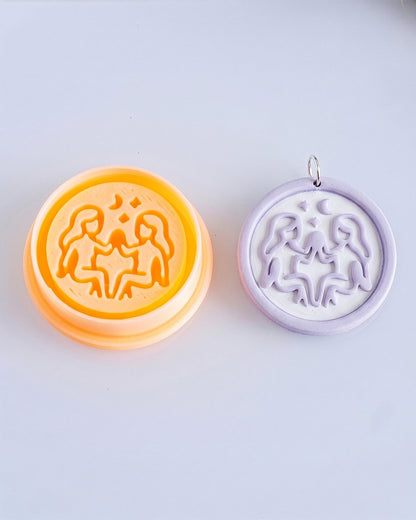 Gemini Zodiac Imprint Clay Cutter – Process
