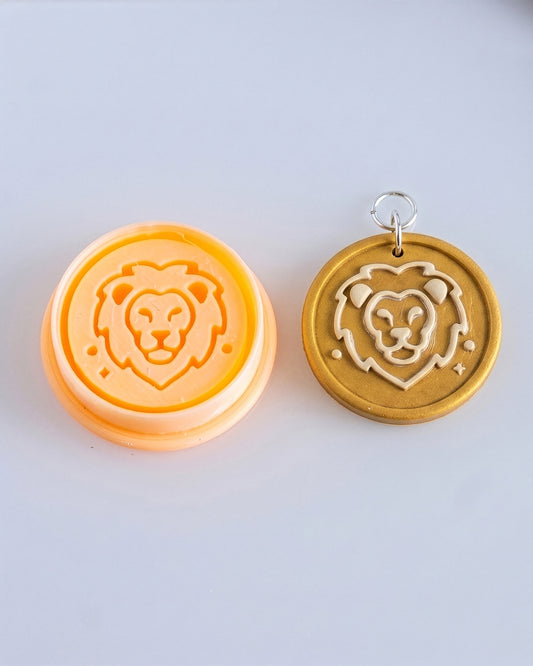 Leo Zodiac Imprint Clay Cutter – Process