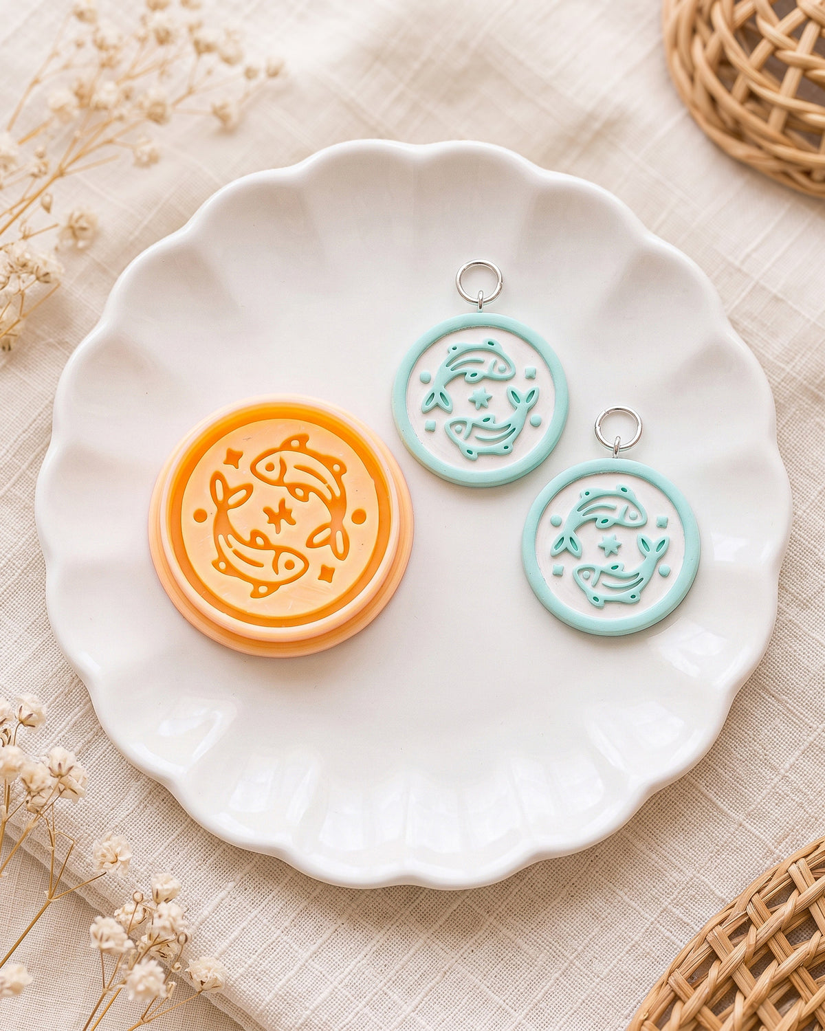 Pisces Zodiac Imprint Clay Cutter – Hero