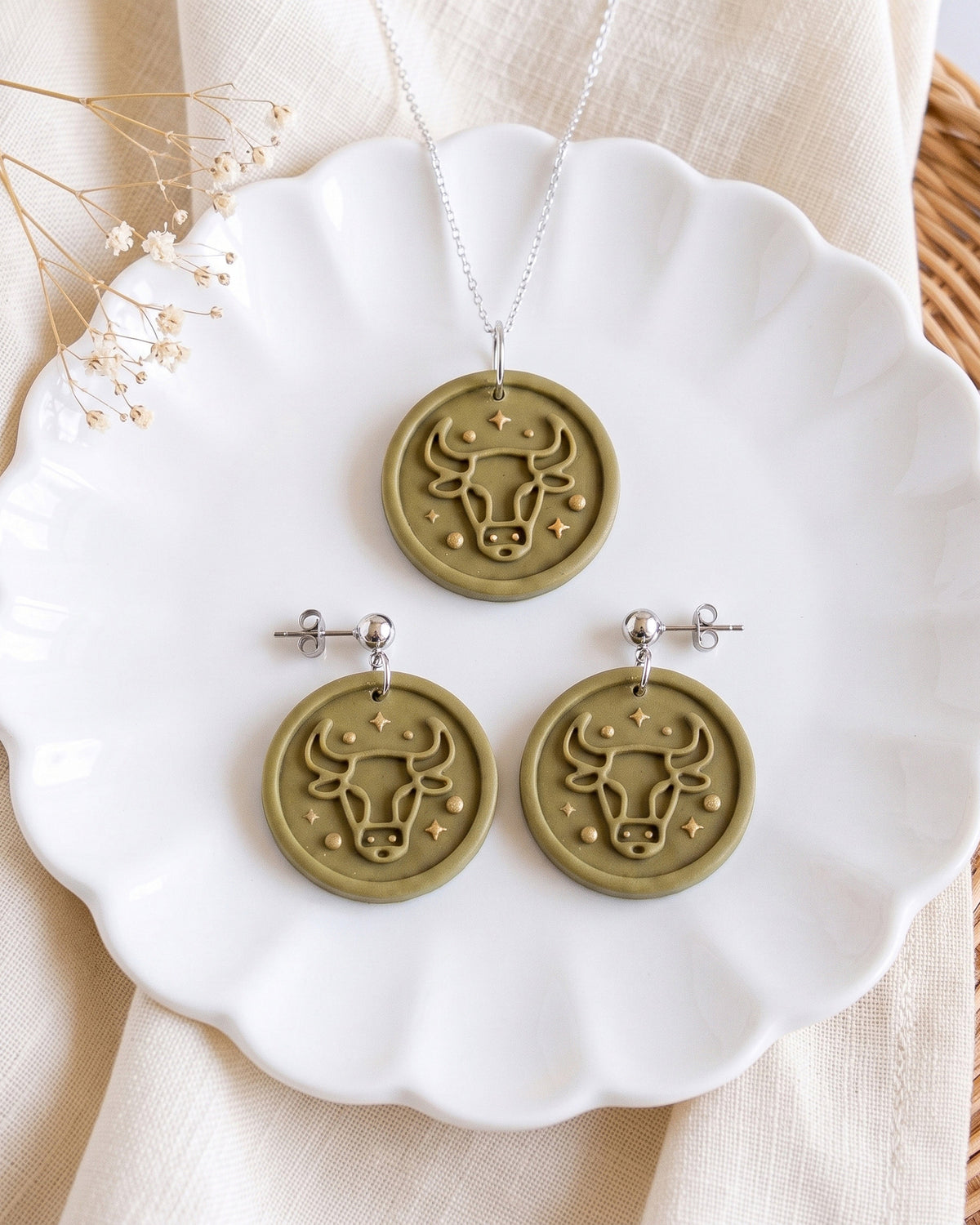 Taurus Zodiac Imprint Clay Cutter – Lifestyle