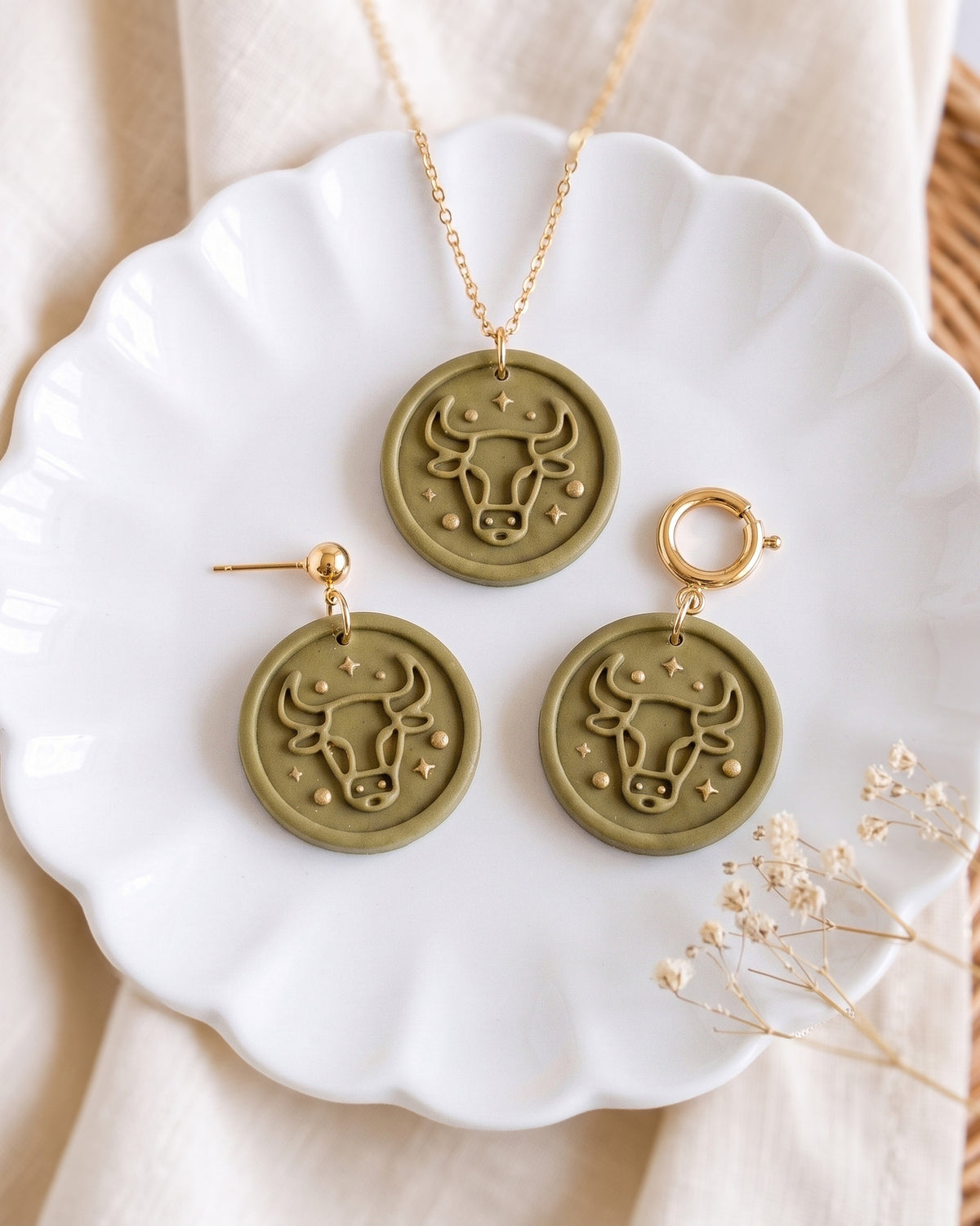 Taurus Zodiac Imprint Clay Cutter – Collection